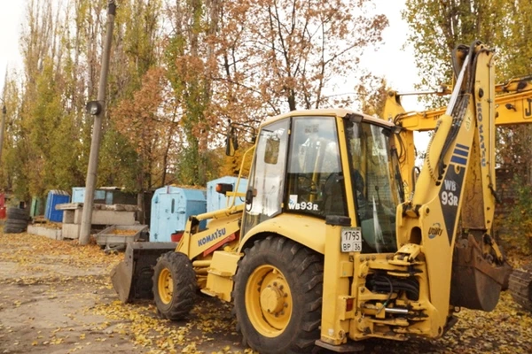 Фото Экскаватор погрузчик JCB + вилы от собственика