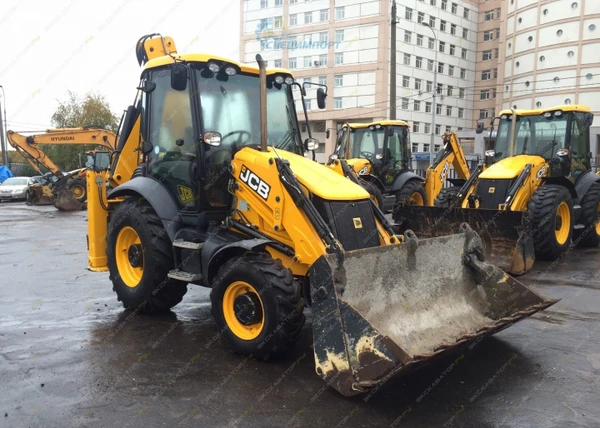 Фото Аренда экскаватора-погрузчика JCB 3CX, Москва