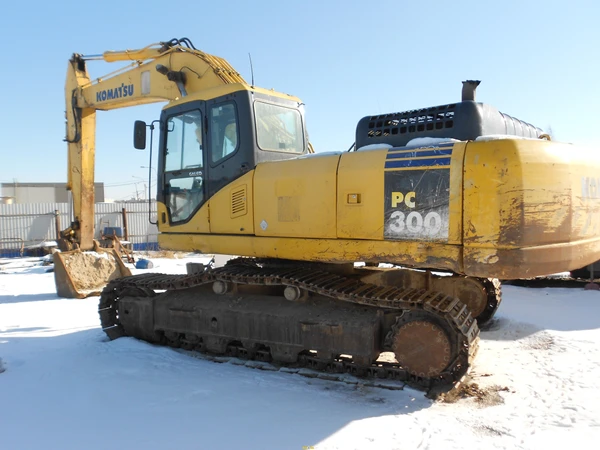 Фото Аренда гусеничного экскаватора Komatsu PC300