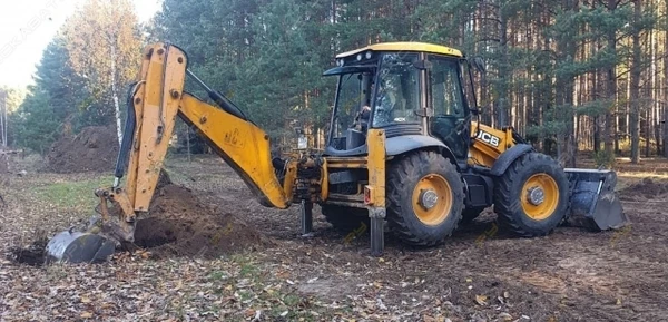 Фото Аренда экскаватора-погрузчика JCB 4CX Super, Подпорожье