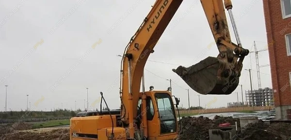 Фото Аренда гусеничного экскаватора Hyundai R 210-3, Москва