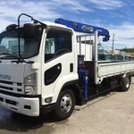 фото Бортовой грузовик с манипулятором isuzu forward 7124