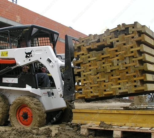 Фото Аренда мини-погрузчика Bobcat S250, Киров