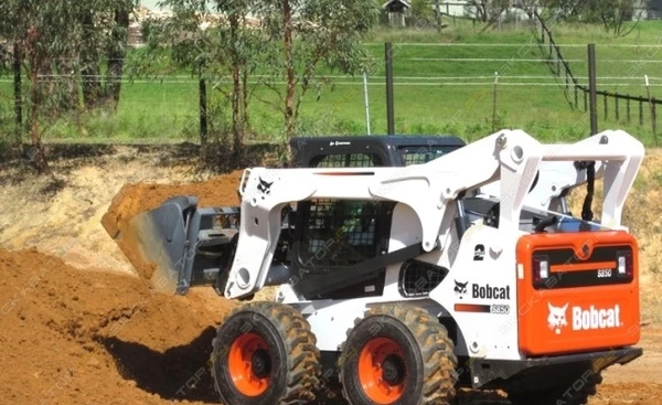 Фото Аренда мини-погрузчика Bobcat S850, Санкт-Петербург