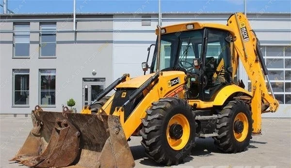 Фото Аренда экскаватора-погрузчика JCB 3CX Super, Москва