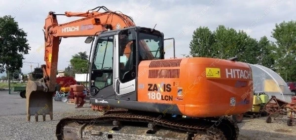 Фото Аренда гусеничного экскаватора Hitachi ZX180LC, Москва