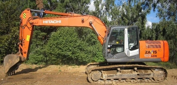 Фото Аренда гусеничного экскаватора Hitachi ZAXIS 180LCN, Тверь