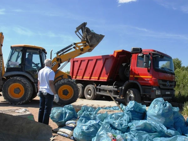 Фото Услуги по вывозу мусора