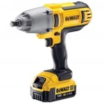 фото Аккумуляторный ударный гайковёрт DeWalt DCF889M2