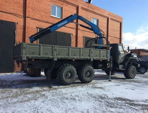 Фото Грузовик Бортовой с КМУ