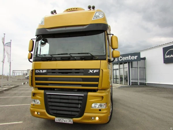 Фото Тягач DAF XF 105.510 Super Space Cab