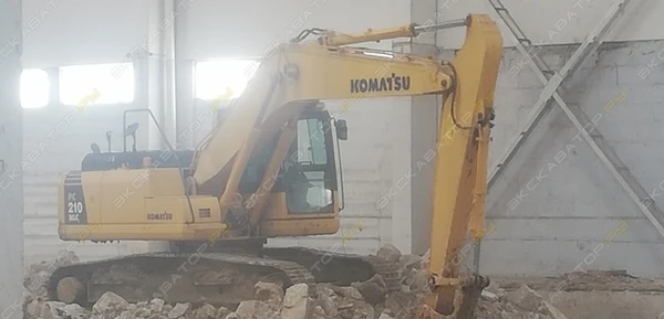 Фото Аренда гусеничного экскаватора Komatsu PC210NLC-8, Тула