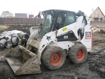 Фото Отечественный мини-погрузчик LIEBHERR L 509 Stereo