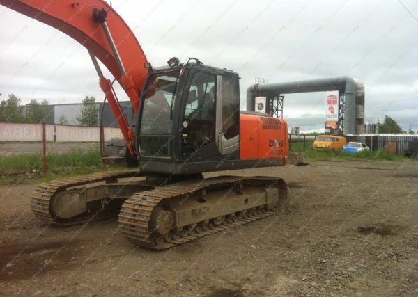 Фото Аренда гусеничного экскаватора Hitachi ZAXIS 330LC-3, Комсомольск-на-Амуре