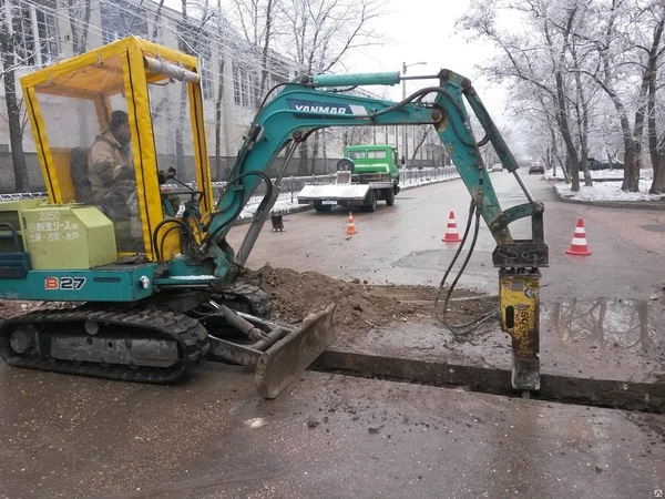 Фото Услуги мини-экскаватора с гидромолотом