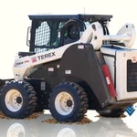 фото Мини-погрузчик TEREX TSV70