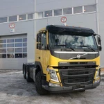 фото Грузовик VOLVO FM 6x4