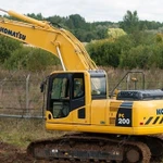 фото Аренда гусеничного экскаватора Komatsu PC200, Санкт-Петербург