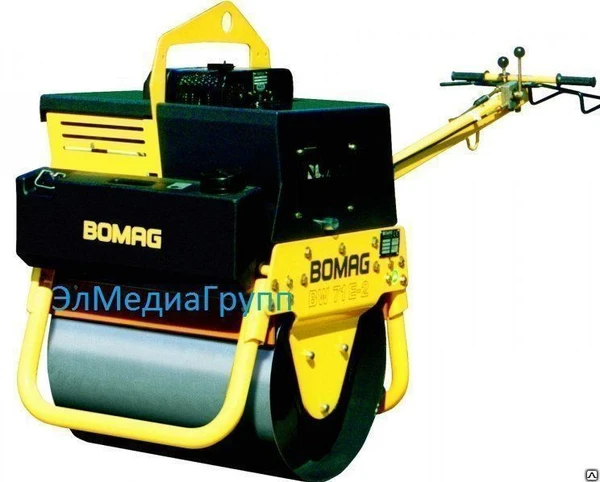 Фото Сопровождаемый одновальцовый виброкаток BOMAG BW 55 E