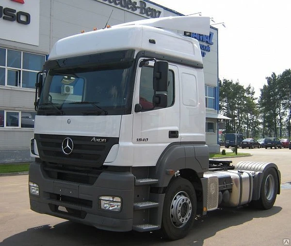 Фото Mercedes-Benz Axor 1835LS 4х2 3600 (тягач)