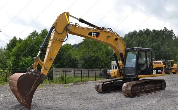 Фото Аренда гусеничного экскаватора Caterpillar 319D L, Москва