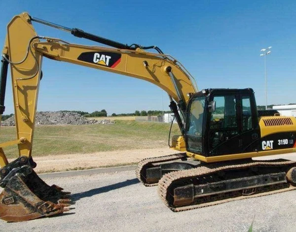 Фото Аренда гусеничного экскаватора Caterpillar 319DLNCL