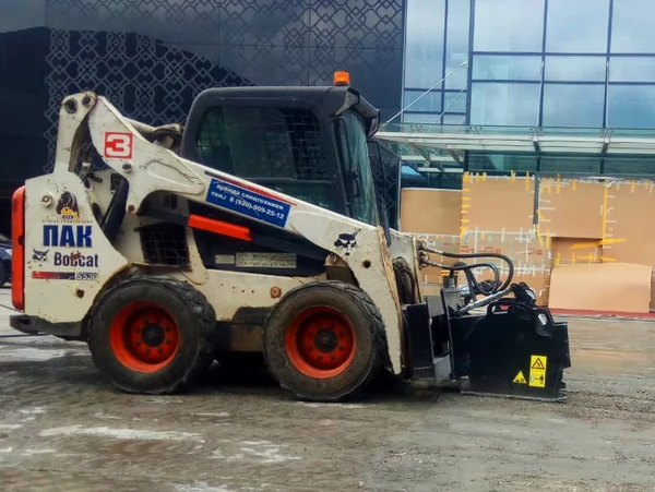 Фото Аренда минипогрузчика Bobcat Бобкэт с фрезой