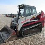 фото Аренда гусеничного мини погрузчика Takeuchi TL150