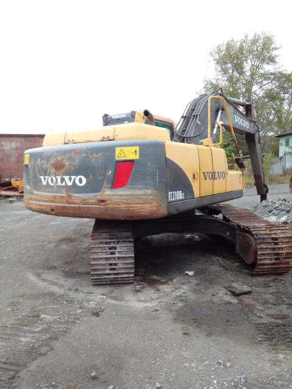 Фото Гусеничный экскаватор Volvo EC210 2011 г.в.