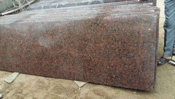 Фото Гранит Baltic Brown Granite 240~325 x140`210 x20 mm