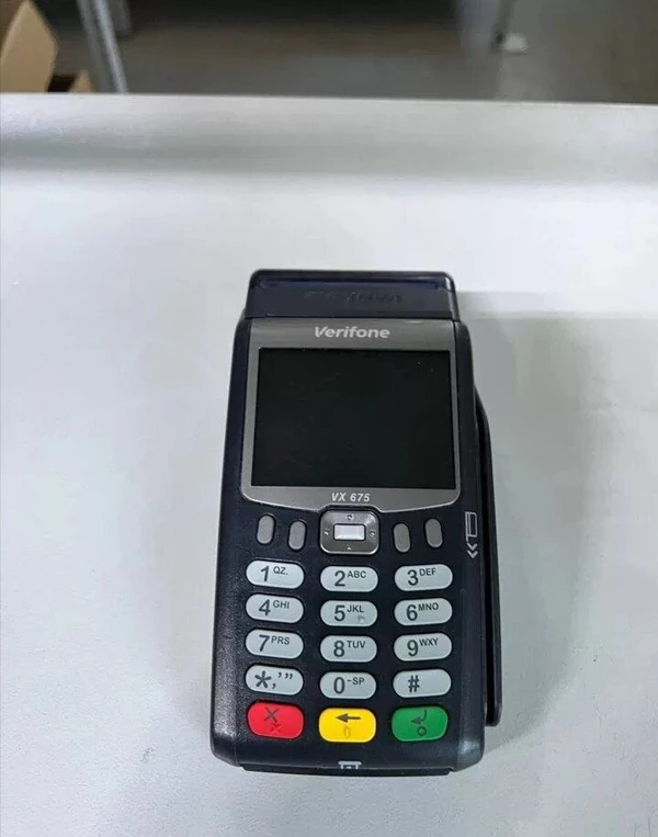 Фото Переносной POS-терминал Verifone (Верифон) VX675 СTLS (б/у)