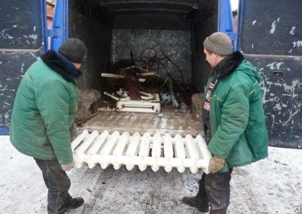 Фото Бесплатный вывоз ванн,батарей,труб и разного железного мусора