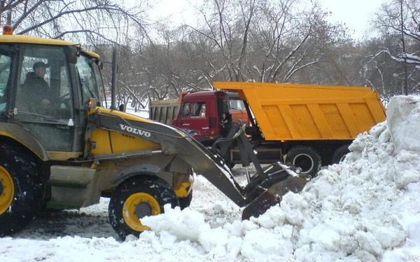 Фото Уборка и вывоз снега