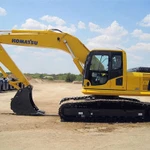 фото Гусеничный экскаватор KOMATSU PC 200 LC новый