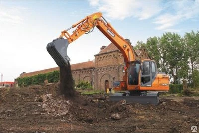 Фото Экскаватор гусеничный Doosan DX140LC