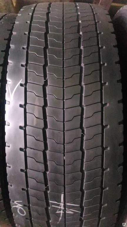 Фото Грузовые шины 315/70R22.5 Brigestone M749 Б/У