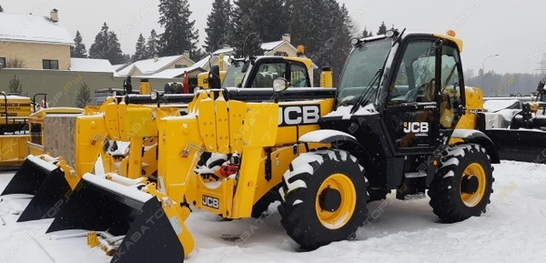 Фото Аренда телескопического погрузчика JCB 540-170, Москва