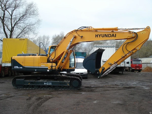 Фото Гусеничный экскаватор Hyundai R220LC-9S (ковш 0,9 м3)