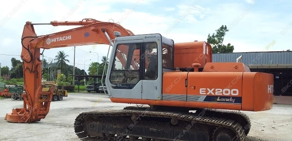 Фото Аренда гусеничного экскаватора Hitachi EX200LC, Екатеринбург