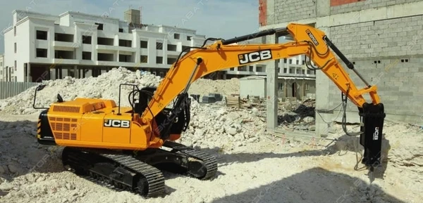 Фото Аренда гусеничного экскаватора JCB JS 305, Москва