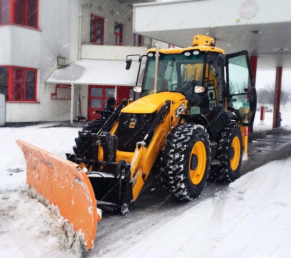 Фото Аренда экскаватора-погрузчика JCB 5CX, Москва