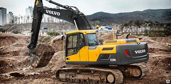 Фото Гусеничный экскаватор VOLVO EC 220D новый в наличии