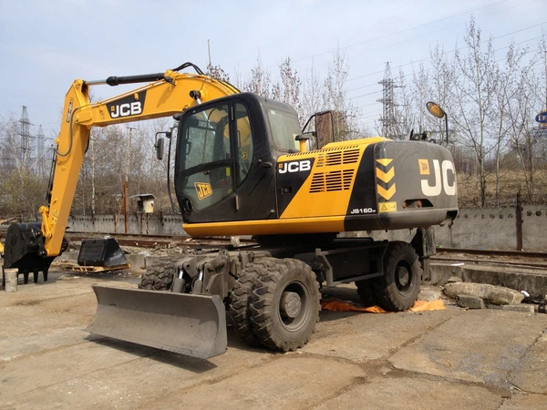 Фото Аренда колёсного экскаватора JCB, Хитачи,Хендай в Москве и Мо