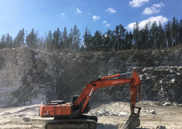 Фото Аренда гусеничного экскаватора Hitachi ZAXIS 350LCH, Верхняя Пышма