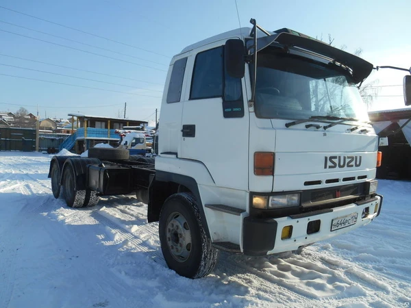 Фото Шасси самосвала Isuzu