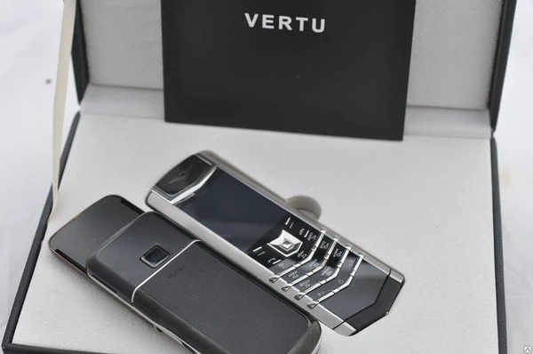 Фото Vertu Signature S Design Black PVD Red Gold Alligator телефон