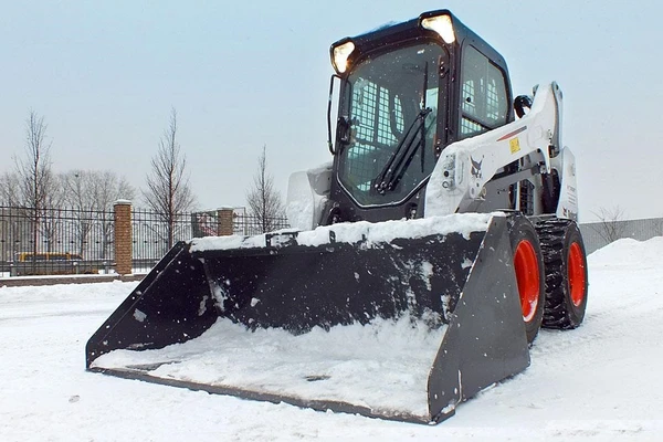 Фото Аренда мини погрузчика Bobcat в Санкт-Петербурге