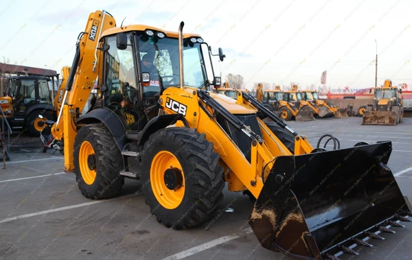 Фото Аренда экскаватора-погрузчика JCB 4CX, Санкт-Петербург