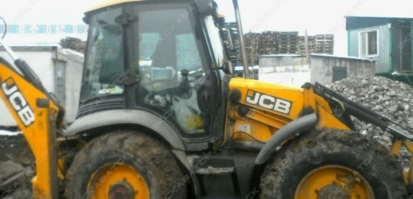 Фото Аренда экскаватора-погрузчика JCB 4CX Super, Москва