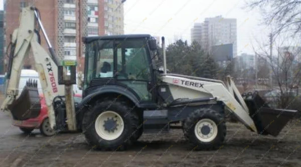 Фото Аренда экскаватора-погрузчика Terex 760, Санкт-Петербург